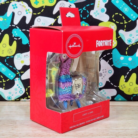 Hallmark Fortnite Loot Llama 3.5" Gamers Christmas Tree Ornament Keepsake New - Picture 2 of 10